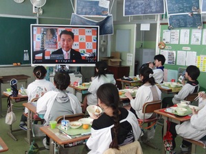 清久小学校での実施風景1